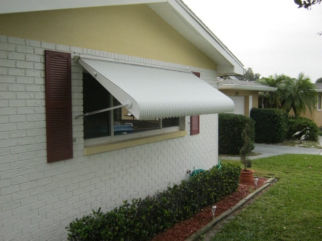 clamshell-awning4
